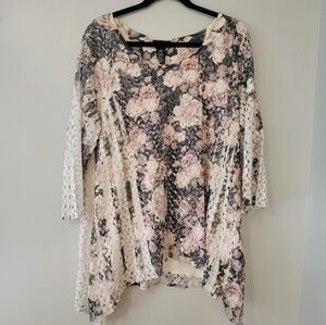 Brittany Black Plus Size Vintage Cream Floral Drapey Lace Lined Top. Y2k Size 1X